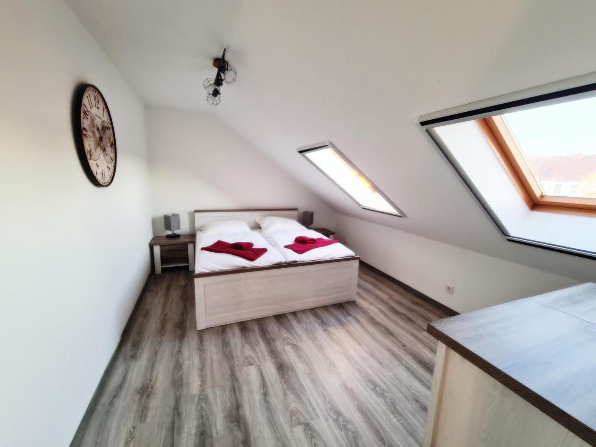 Dm Hotels & Apartments - Apartment Dosborn 5-9 Dingelstadt Екстериор снимка